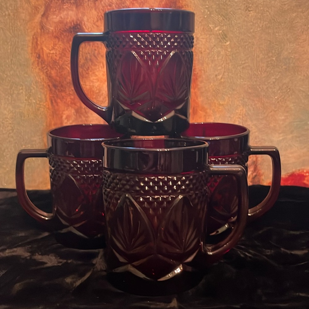 Set of Four Ruby Red Luminous Coffee or Tea Mugs Vintage